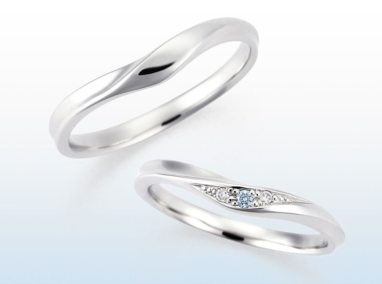 ひねったようなデザイン性の高い結婚指輪